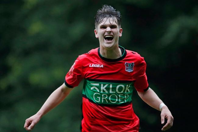 在比赛压力 在比赛压力